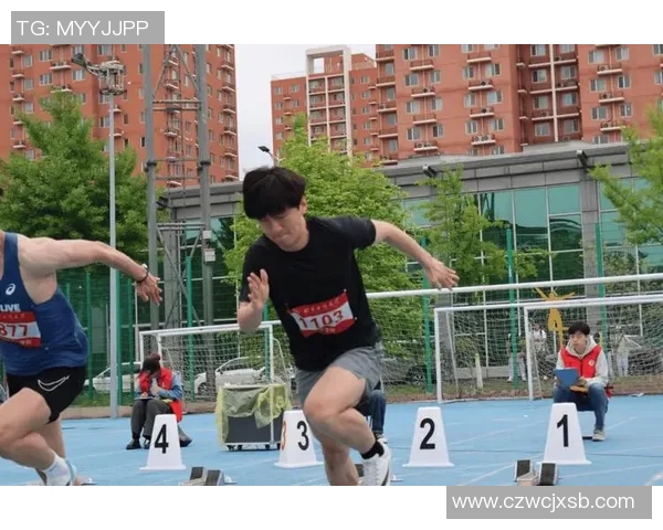 中南财经政法大学足球队奋勇拼搏展现青春风采助力校园文化建设 中南财经政法大学足球队奋勇拼搏展现青春风采助力校园文化建设