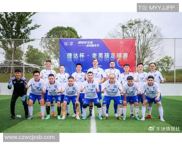 为热爱足球的男生送上温暖与激情的特别礼物推荐